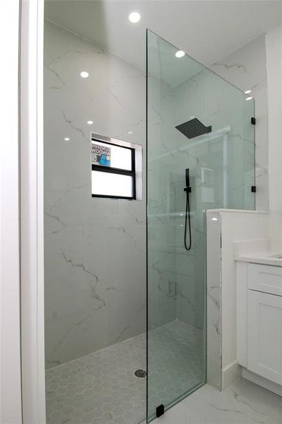 Furnished interior view inside a new home in , Lehigh Acres (Image 7).