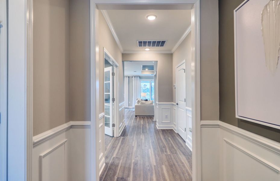 Spacious, unfurnished interior of a new home in Del Webb North Myrtle Beach, North Myrtle Beach (Image 21).