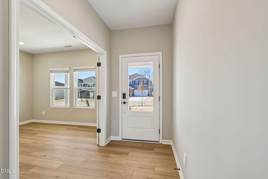 7-web-or-mls-Raleigh - Watkins Glen - 35