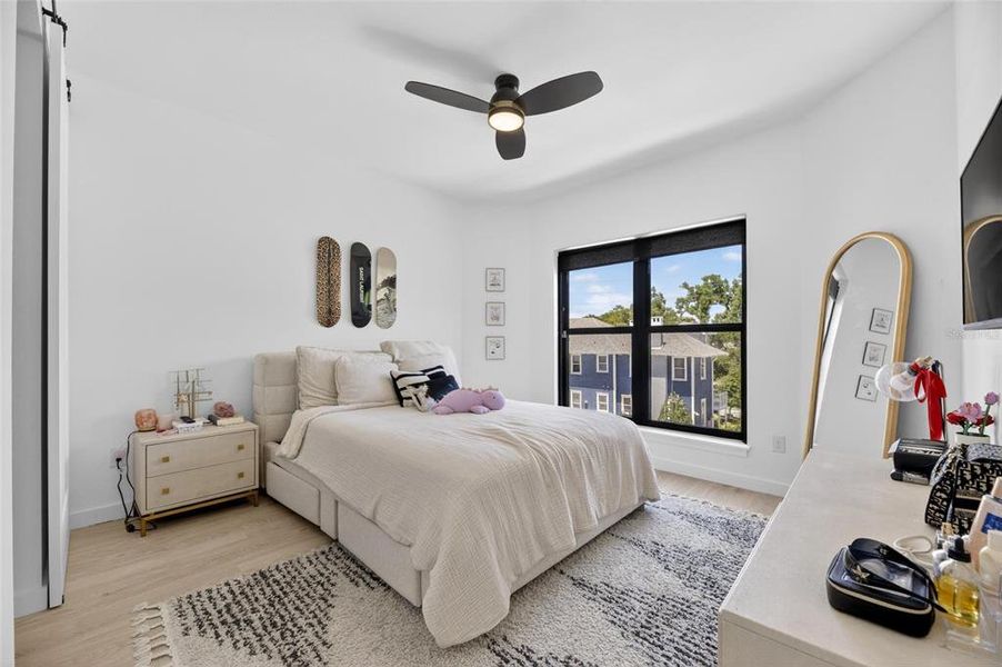 Furnished interior view inside a new home in , Tampa (Image 29).