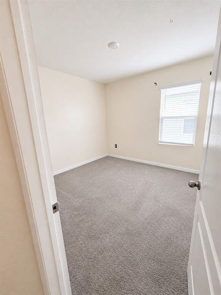 Spacious, unfurnished interior of a new home in Eagle Hammock, Eagle Lake (Image 15). Spacious, unfurnished interior of a new home in Eagle Hammock, Eagle Lake (Image 15).