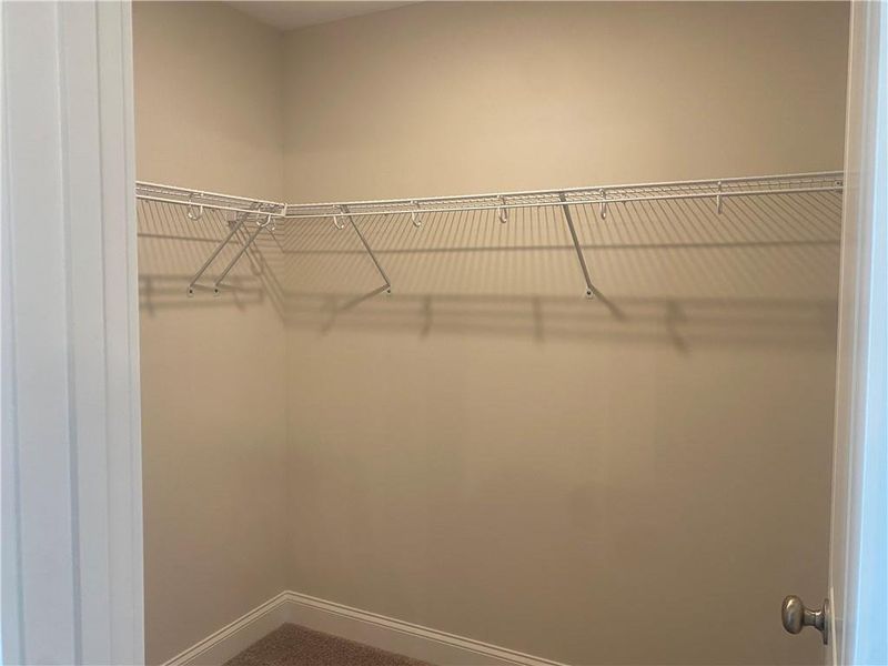 Spacious, unfurnished interior of a new home in , Dallas (Image 41).