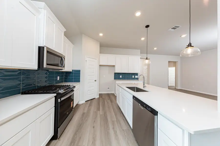 Photos are a representation of the floor plan. Options and interior selections will vary. Photos are a representation of the floor plan. Options and interior selections will vary.