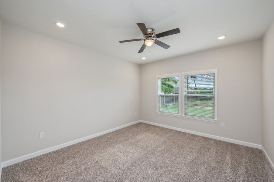 Spacious, unfurnished interior of a new home in Blossom Grove, Crestview (Image 21).