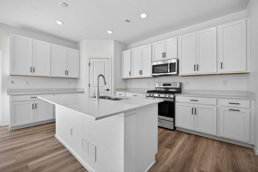 Furnished interior view inside a new home in Lake Bluff, Greeley (Image 5).