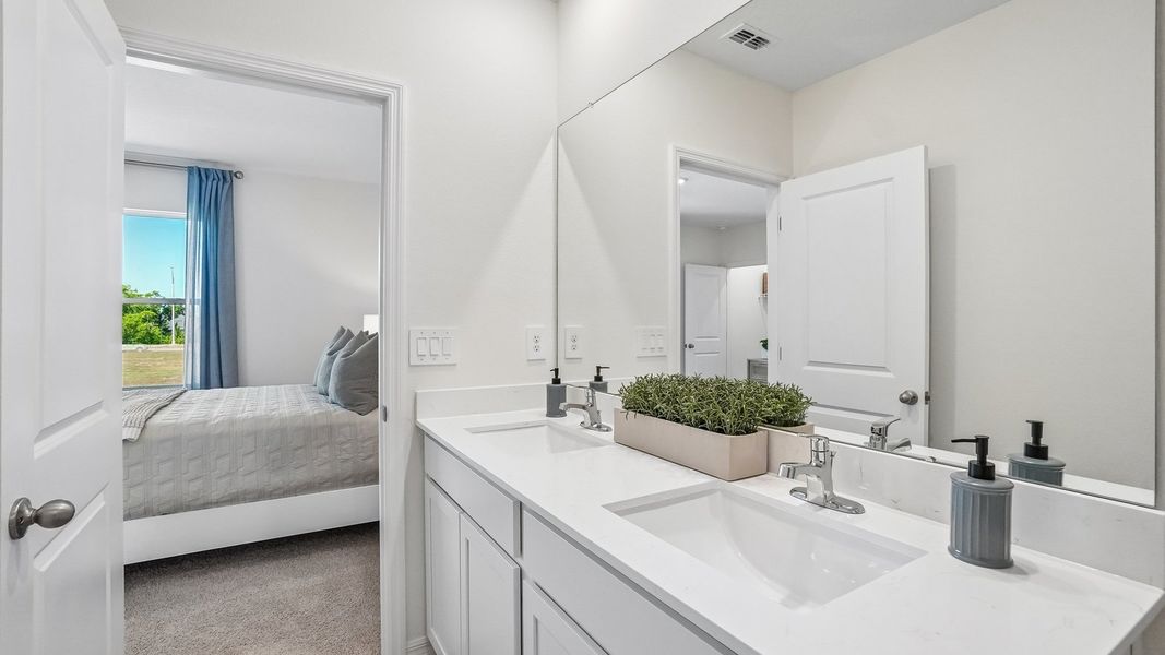 Representative furnished interior of a home built from the Ballantyne by D.R. Horton in Angeline Townhomes, Land O' Lakes (Image 24).