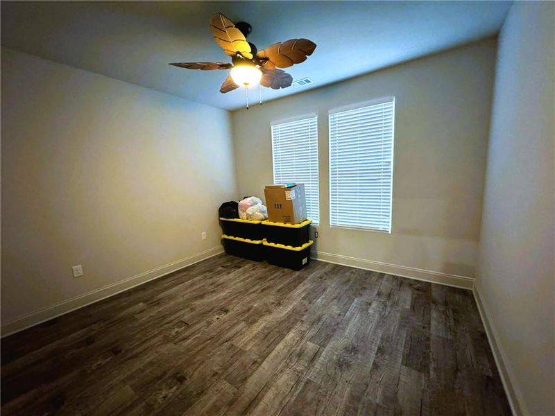 Image 25 of a home in .