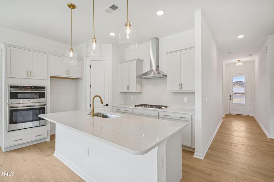 12-web-or-mls-W Crescent Mills Blvd-S260 12-web-or-mls-W Crescent Mills Blvd-S260