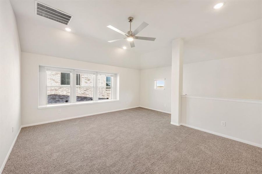 Spacious, unfurnished interior of a new home in Sonoma Verde, McLendon-Chisholm (Image 23).