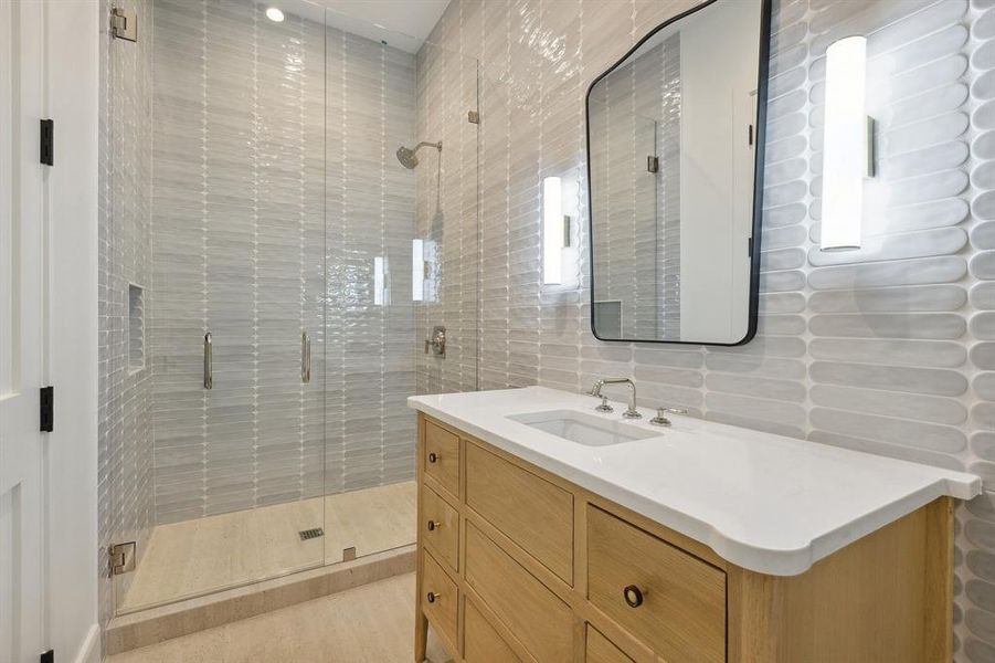 Furnished interior view inside a new home in , Dallas (Image 13). Furnished interior view inside a new home in , Dallas (Image 13).