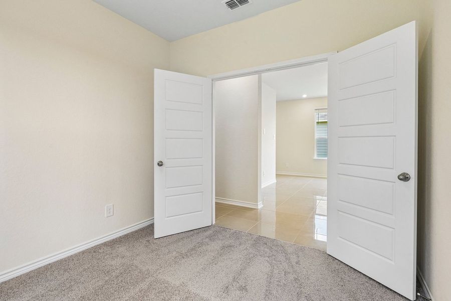 Spacious, unfurnished interior of a new home in Woodside Farms, Seguin (Image 26). Spacious, unfurnished interior of a new home in Woodside Farms, Seguin (Image 26).