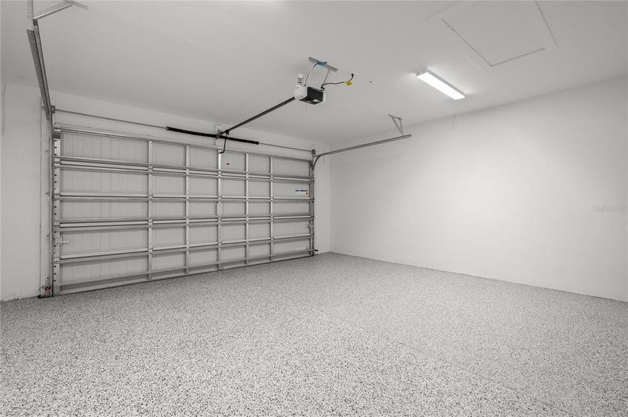 Spacious, unfurnished interior of a new home in , Debary (Image 34).