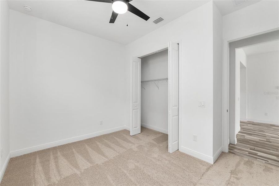 Spacious, unfurnished interior of a new home in , Ocala (Image 31).