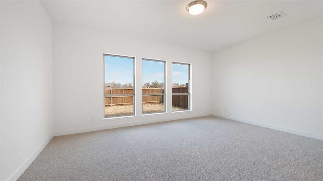 Spacious, unfurnished interior of a new home in Devonshire, Forney (Image 23).