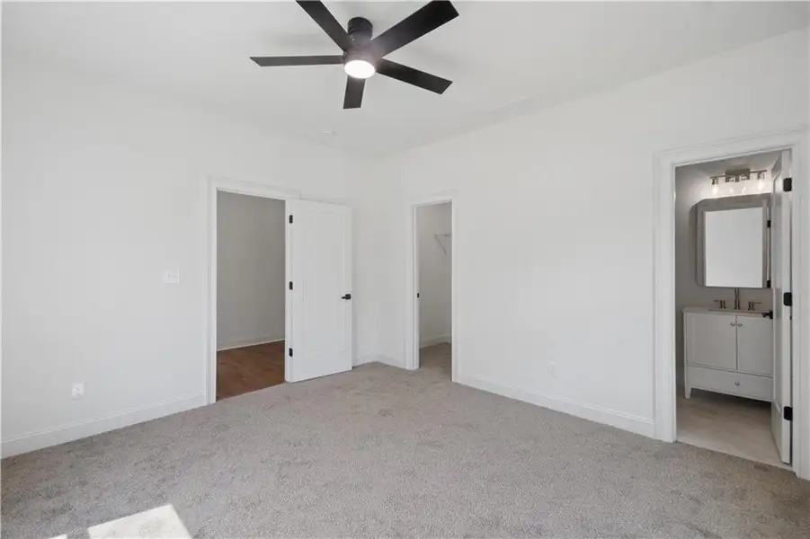 Spacious, unfurnished interior of a new home in , Decatur (Image 39).