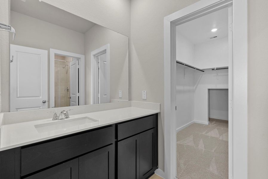 Furnished interior view inside a new home in Creekhaven, Rosharon (Image 12).