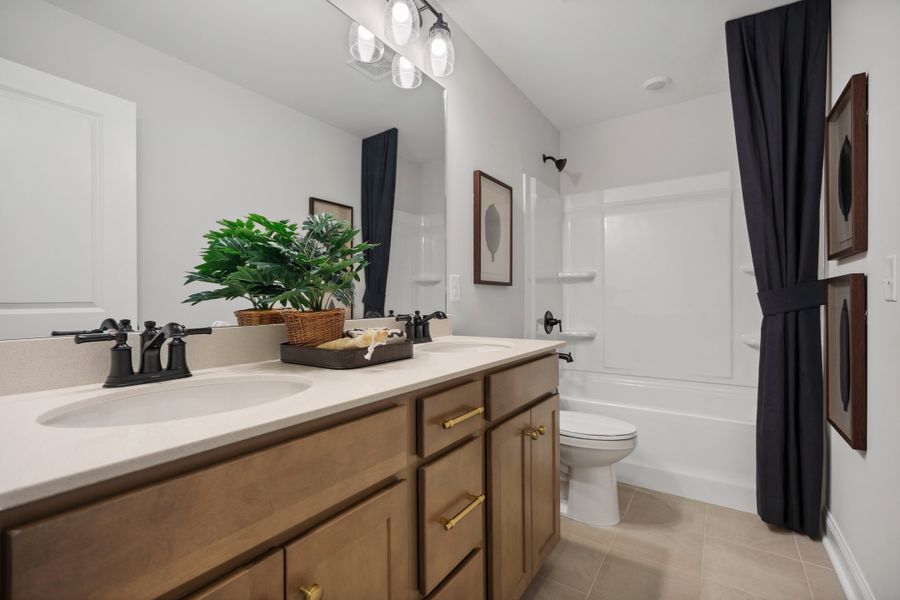 4br New Home in Indian Trail, NC.  - Slide 86