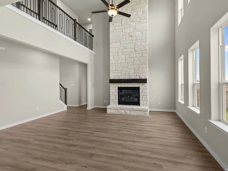 Spacious, unfurnished interior of a new home in The Reserve at Potranco Oaks, Castroville (Image 33).