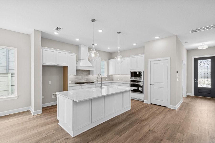 Furnished interior view inside a new home in Pomona 40' Homesites, Manvel (Image 17). Furnished interior view inside a new home in Pomona 40' Homesites, Manvel (Image 17).