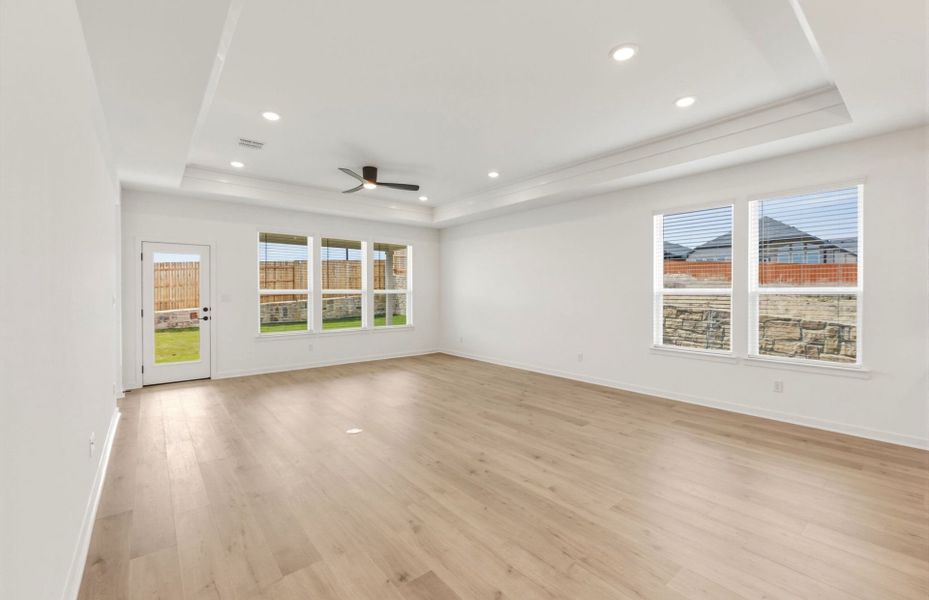 Representative unfurnished interior of a home built from the Oakmont by Pulte Homes in Sunfield, Mustang Ridge (Image 13).