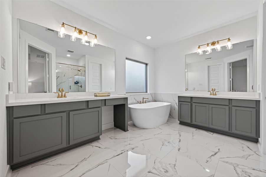 Furnished interior view inside a new home in Elyson - 40', Katy (Image 13). Furnished interior view inside a new home in Elyson - 40', Katy (Image 13).