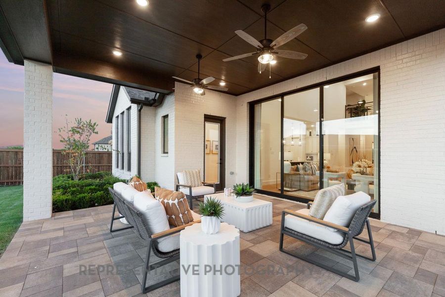 Exterior details and patio area of a home in Kresston, Montgomery (Image 22).