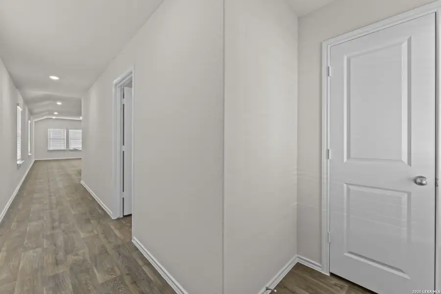 Spacious, unfurnished interior of a new home in Laurel Vistas, San Antonio (Image 14). Spacious, unfurnished interior of a new home in Laurel Vistas, San Antonio (Image 14).