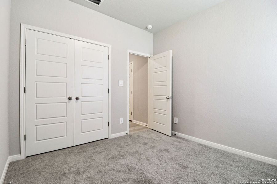 Spacious, unfurnished interior of a new home in Arcadia Ridge - Premier Series, San Antonio (Image 18). Spacious, unfurnished interior of a new home in Arcadia Ridge - Premier Series, San Antonio (Image 18).