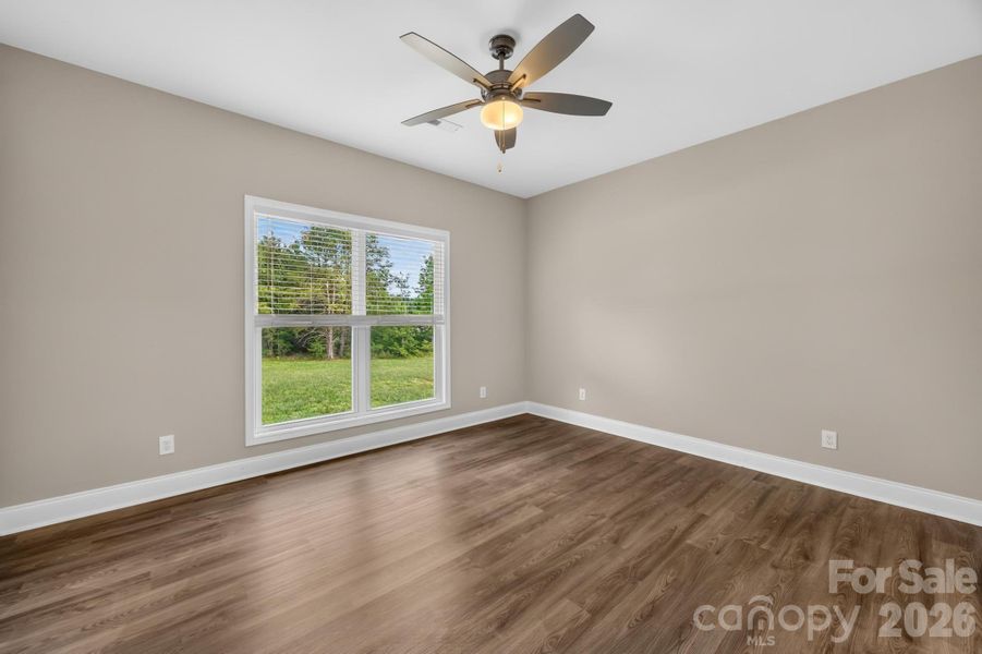 Spacious, unfurnished interior of a new home in , Reidsville (Image 33).