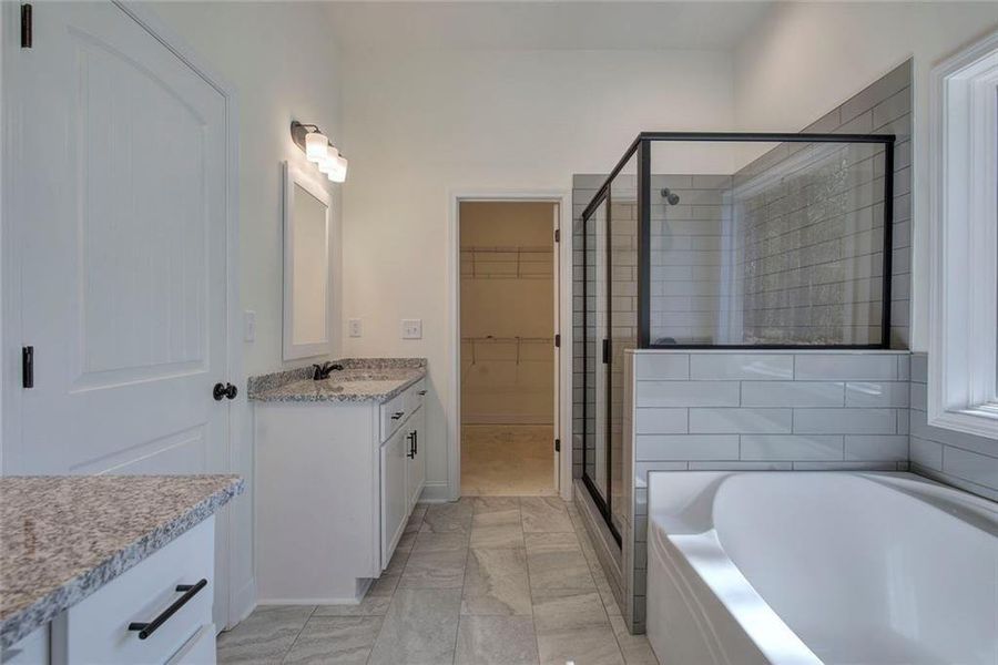 Furnished interior view inside a new home in , Dallas (Image 7).