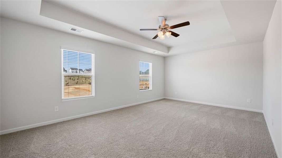 Spacious, unfurnished interior of a new home in Twin Lakes, Hoschton (Image 9).