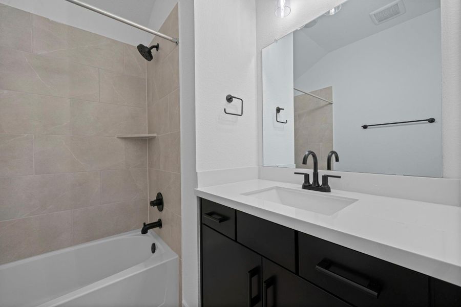 Furnished interior view inside a new home in Fulbrook on Fulshear Creek 60', Fulshear (Image 10). Furnished interior view inside a new home in Fulbrook on Fulshear Creek 60', Fulshear (Image 10).