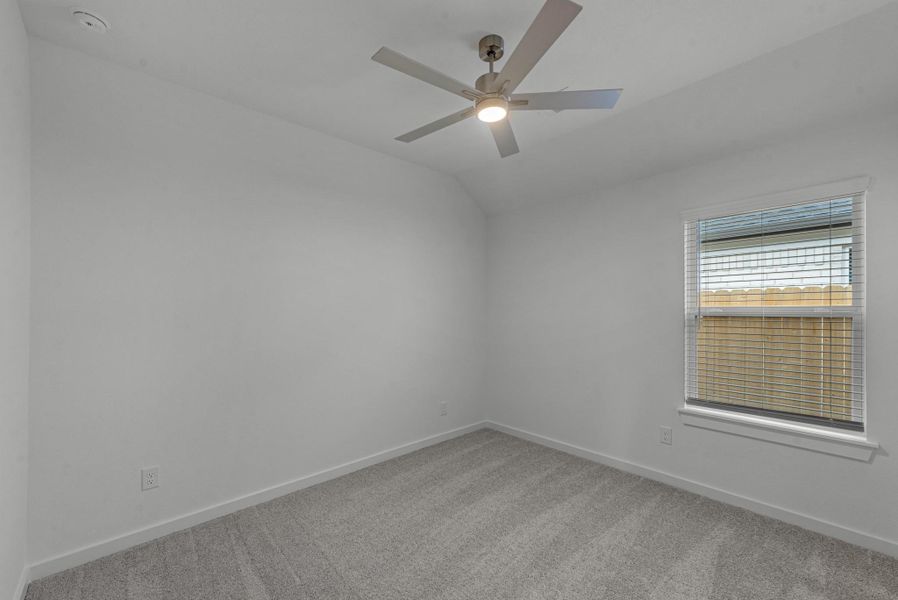 Spacious, unfurnished interior of a new home in Grand Mason Crossing, Katy (Image 14).