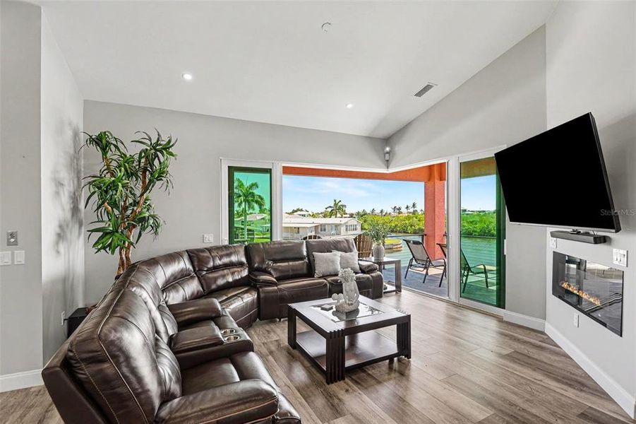 Furnished interior view inside a new home in , Punta Gorda (Image 7).