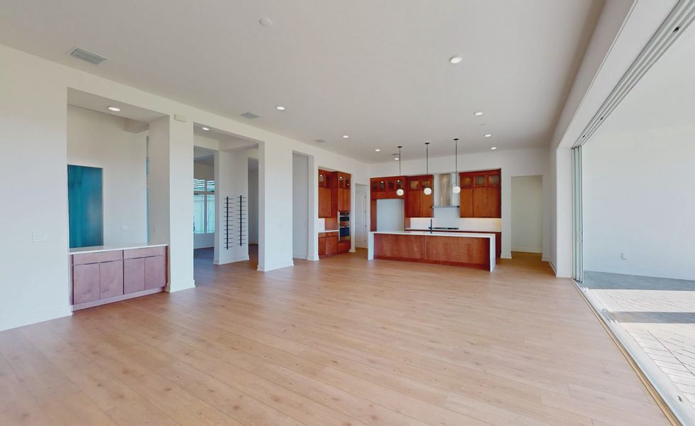 Spacious, unfurnished interior of a new home in West Hill Estates, Dade City (Image 14).