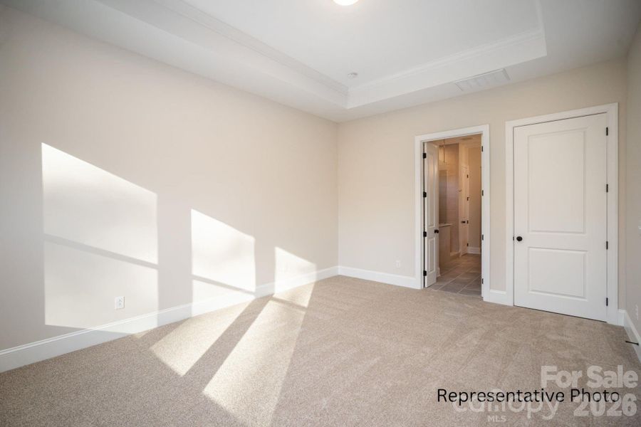 Spacious, unfurnished interior of a new home in Edmunds Farm, Clover (Image 17).
