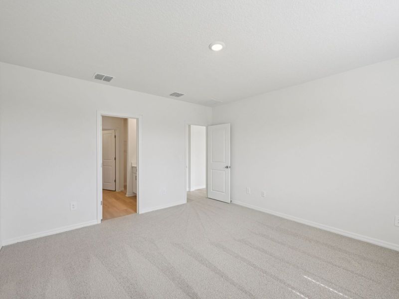 Spacious, unfurnished interior of a new home in Leyland Preserve - Classic Series, Brooksville (Image 8). Spacious, unfurnished interior of a new home in Leyland Preserve - Classic Series, Brooksville (Image 8).