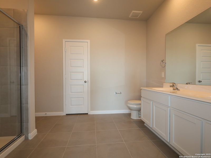 Furnished interior view inside a new home in Paloma Park, Converse (Image 7). Furnished interior view inside a new home in Paloma Park, Converse (Image 7).