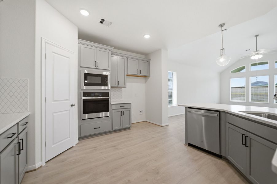 Furnished interior view inside a new home in Mulberry Farms, Santa Fe (Image 9).