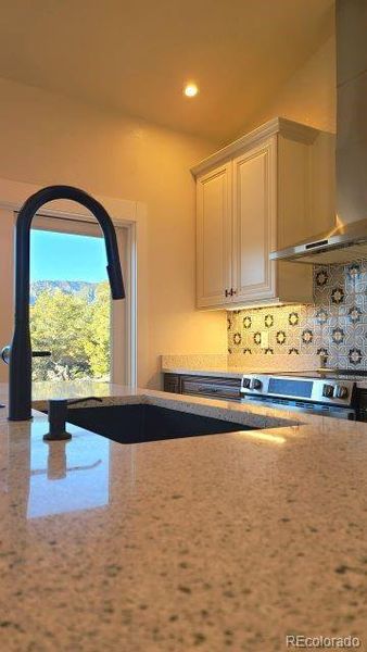 Close-up of interior finishes inside a home in , Crestone (Image 29).