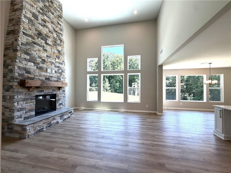 Spacious, unfurnished interior of a new home in Pickens Bluff, Dallas (Image 5). Spacious, unfurnished interior of a new home in Pickens Bluff, Dallas (Image 5).