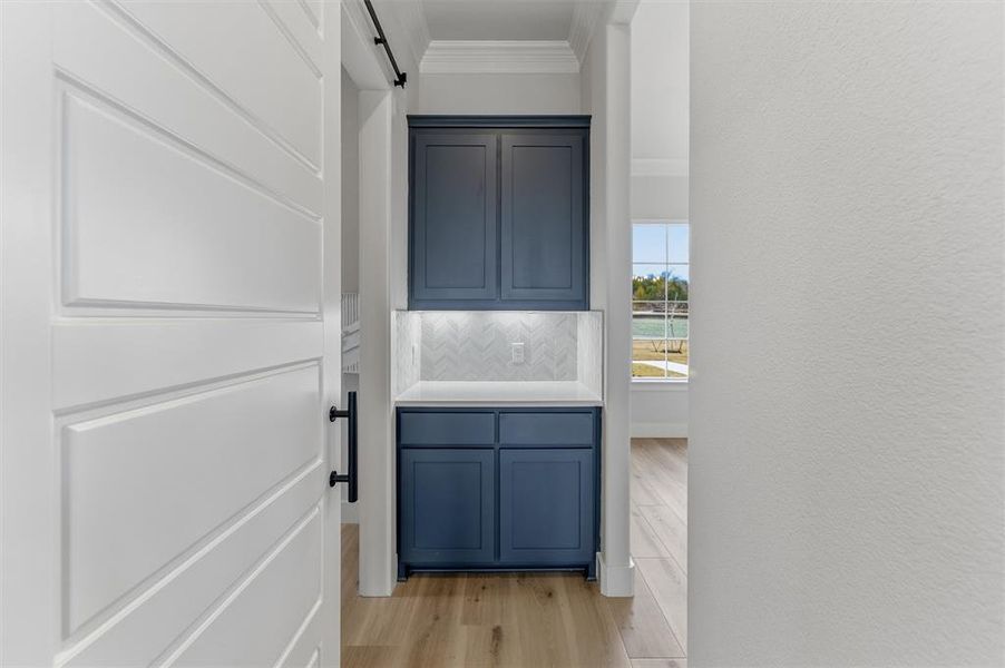 Furnished interior view inside a new home in Eagle Ridge Estates, Weatherford (Image 12).
