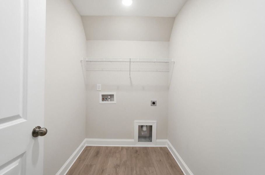 Spacious, unfurnished interior of a new home in Harrisburg Village Townhomes, Harrisburg (Image 55).