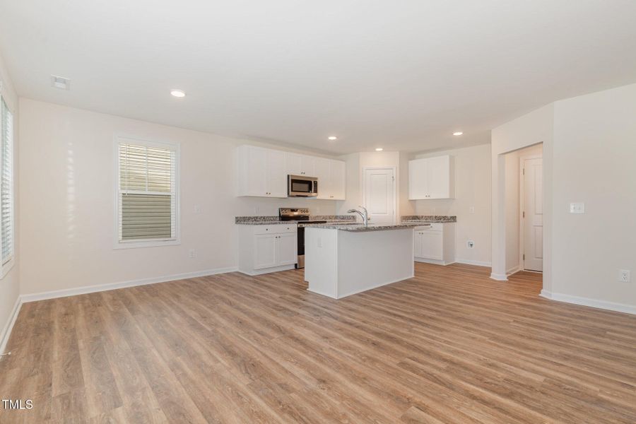 011_img_9976-edit_401