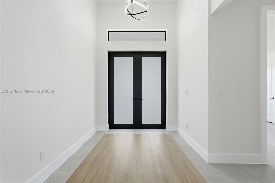 Spacious, unfurnished interior of a new home in , Cape Coral (Image 26). Spacious, unfurnished interior of a new home in , Cape Coral (Image 26).