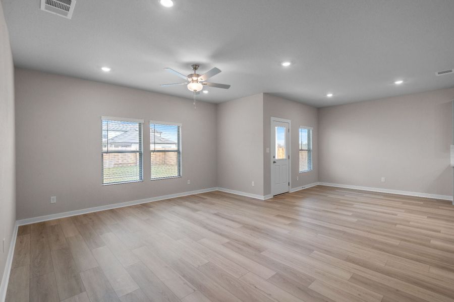 New Home in Cedar Creek, TX.  - Slide 14