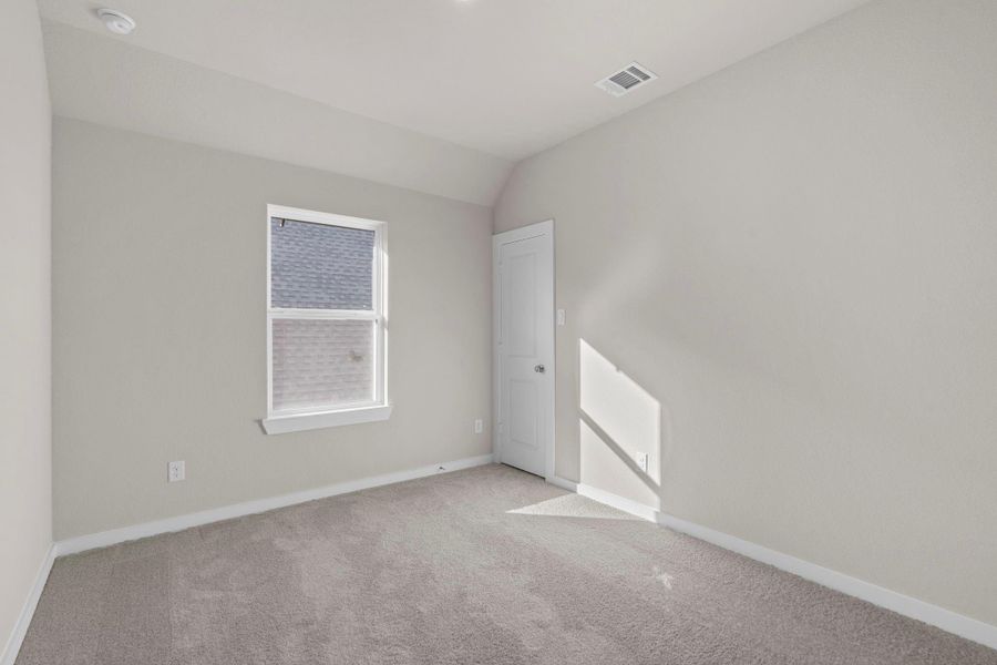 Spacious, unfurnished interior of a new home in Grange 45', Katy (Image 14).