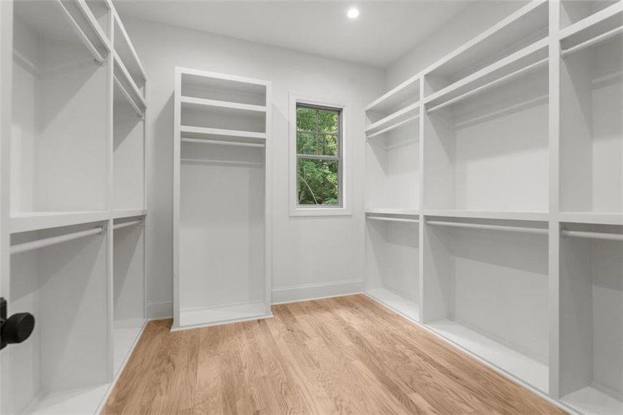 Spacious, unfurnished interior of a new home in , Woodstock (Image 19).
