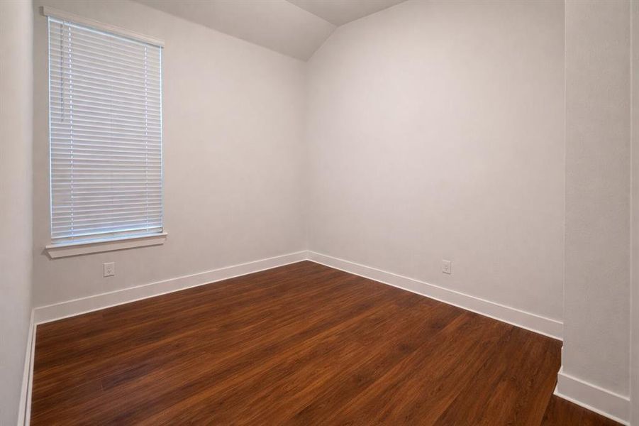 Spacious, unfurnished interior of a new home in , Fate (Image 15).