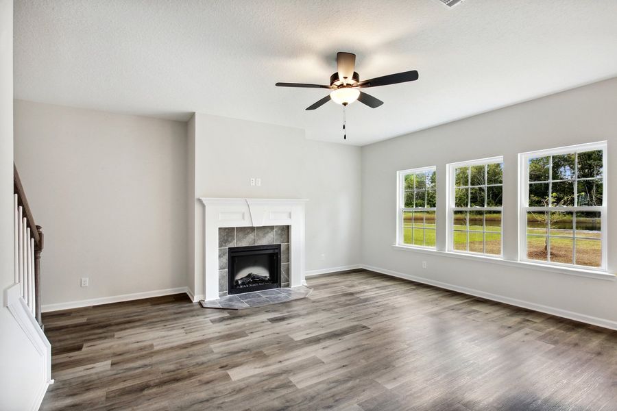 Representative unfurnished interior of a home built from the The Dunham by RTS Homes in Lakeside at Fifteen West, Hinesville (Image 17).